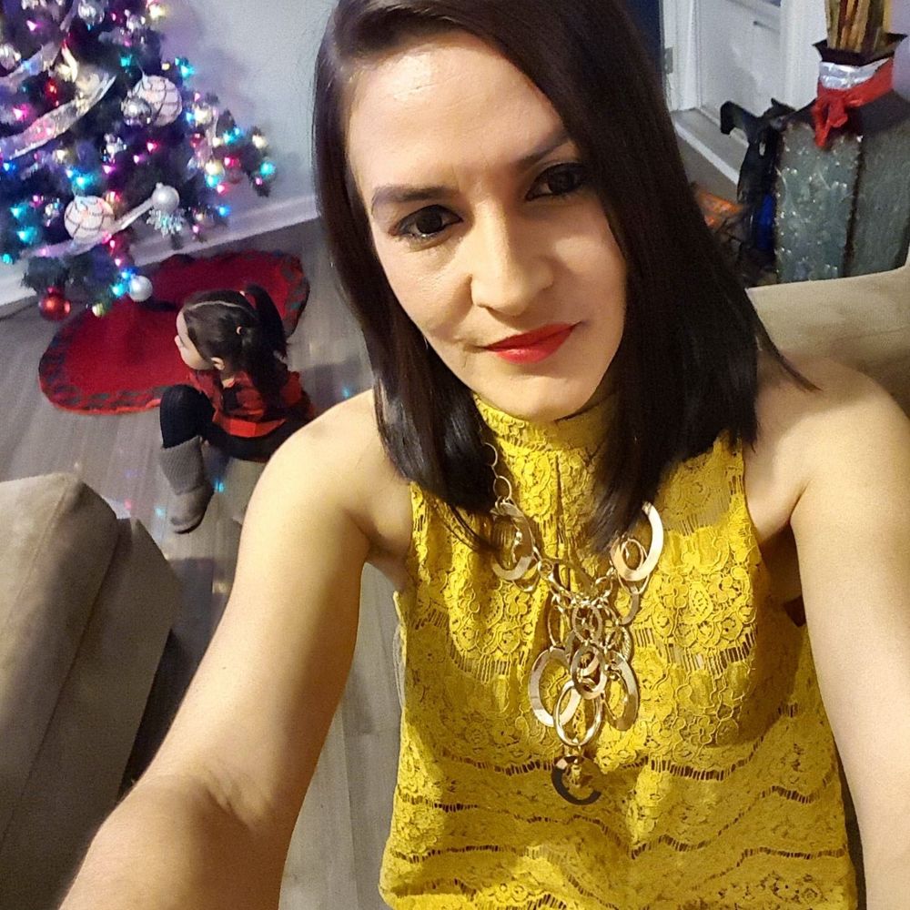 Meet your Posher, Mayra